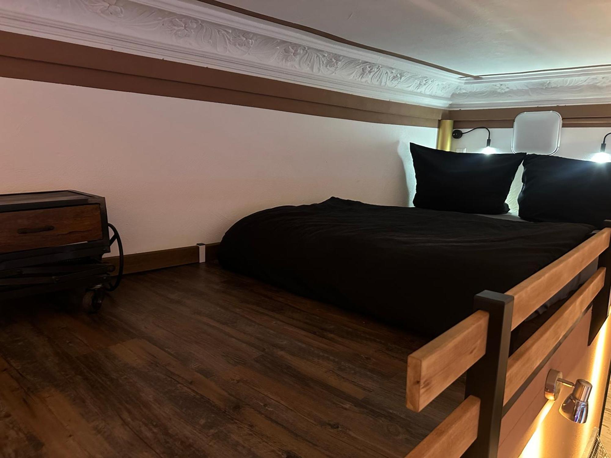 Einzigartige Ferienwohnung Bunt Wie เบอร์ลิน ภายนอก รูปภาพ